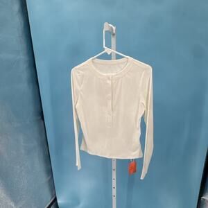 Women's White Ribbed Knit Long Sleeve Pullover Top Button-Up Round Neck Size M